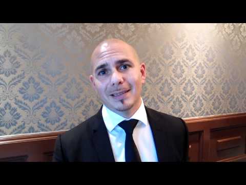 Pitbull takes on Men in Black 3