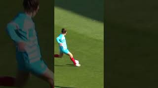 e5NsyyY8Db0 Video Image
