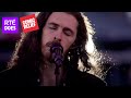 Hozier performs Bridge Over Troubled Water  - RTÉ Does Comic...