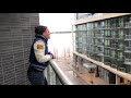 Opera Singer Sings Beautifully From Balcony for People Self-Isolating - 1113085