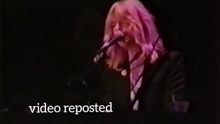Watch Fleetwood Mac Over Over video