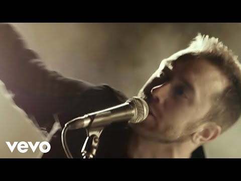 Rise Against - Savior