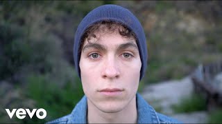 Watch Julian Lamadrid Mala video