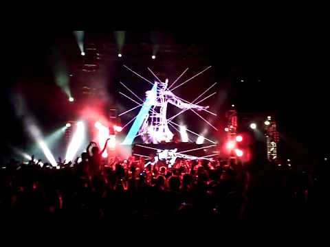 Avicii Live 2012 (1 hr HD w/ 320kbps audio) (House for Hunger Tour at UCF Arena)