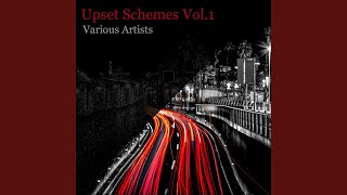 Out Screen (Feat. Monstep)