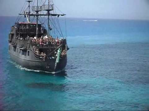 Piratas Del Mar Caribe [1942]