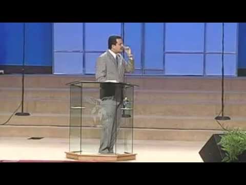Tommy Moya - Iglesias que Hacen Diferencia 1/7