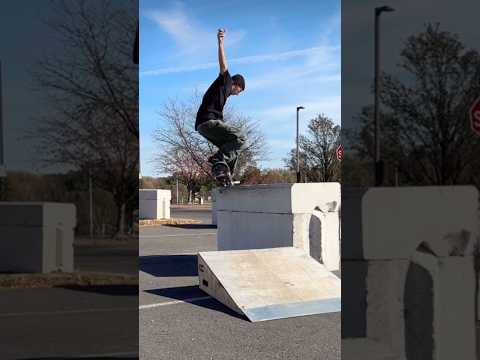 Pro skater Tom Asta unlocking new spots with the #wedge ramp ⬇️ #diy #skate #obstacles