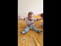 Erik Dalı Gevrektir Şarkısını Duyunca Oynamaya Başlayan Bebek :)