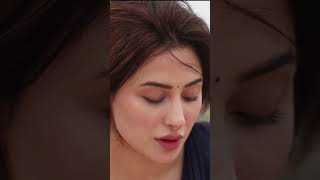 Mahira Sharma New Trand Look