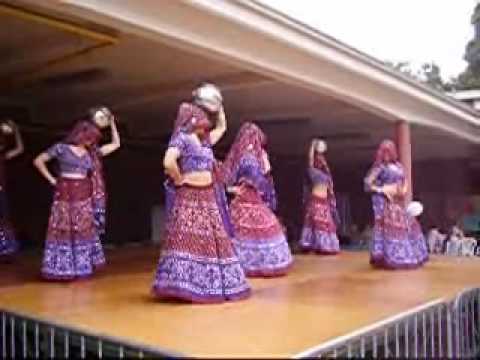 Dholi taro dhol baje