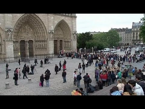 La extrema derecha francesa considera un gesto polÃtico el suicidio de un intelectual en Notre-Dame La extrema derecha francesa considera un gesto polÃtico el suicidio de un intelectual en Notre-Dame