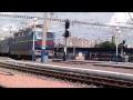 Видео ЧС4-205 подает фирменный поезд на посадку.
