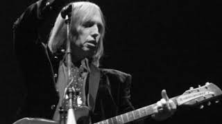Watch Tom Petty Built To Last video