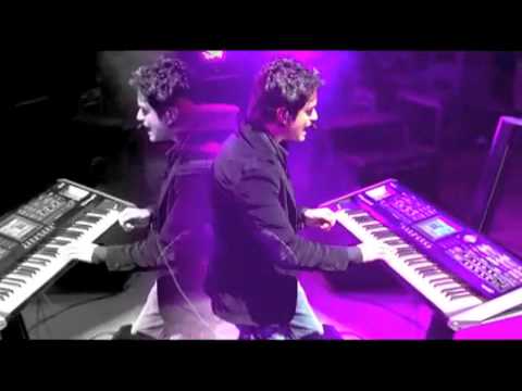 Dil Hai Ye Dil Tere Bina Zindagi Se Koi LIVE Performance By...