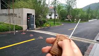 Cột chắn xe tự động cho khu vực an ninh.