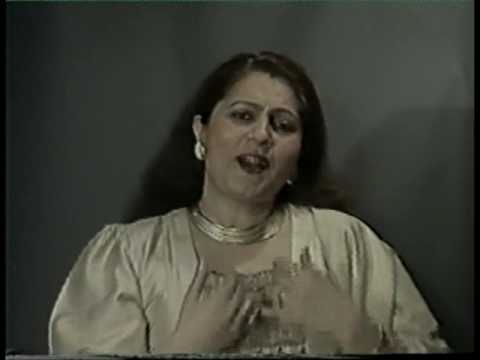 Sindhi Song Chhum Chhum Nacha Chhed Chhamkayan by Arti Raj Chander...