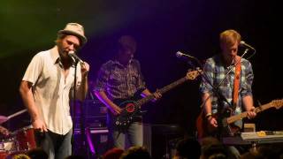 Watch Red Wanting Blue Finger In The Air video