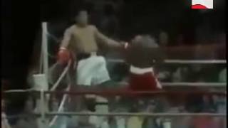 Muhammad Ali Dodges 21 Punches In 10 Seconds - Can't Touch This!