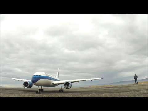 Windrider Airliner RC Boeing 787 Dreamliner Flights