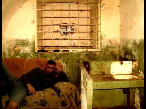 Своими руками в тюрьме Своими руками в тюрьме