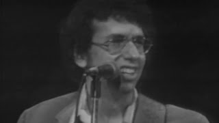 Watch David Bromberg As The Years Go Passing By video