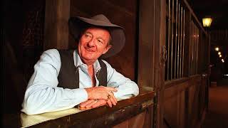 Watch Slim Dusty Ballad Of The Drover video
