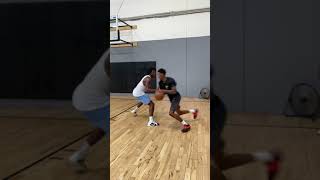 Delon Wright With An Incredible In Air Adjustment For The Finish