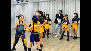 Mira Rumi Zoey Cân Mọi Thể Loại Nhạc Huntrix Squad Owns Every Beat