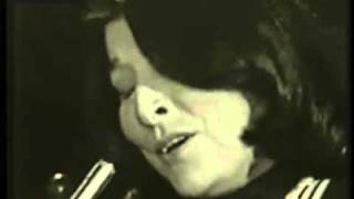 Watch Mercedes Sosa Alfonsina Y El Mar Album Version video