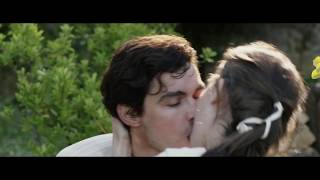 EN PECADO (THE LITTLE HOURS) - Tráiler oficial en castellano EN PECADO (THE LITTLE HOURS) - Tráiler oficial en castellano