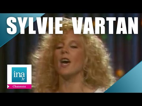 Sylvie Vartan - L'amour C'est Comme Une Cigarette  (Archive INA)