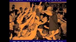 Watch Ten Yard Fight Still Lives video