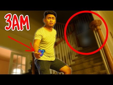 DO NOT SPIN FIDGET SPINNERS AT 3AM! (GHOST) DO NOT SPIN FIDGET SPINNERS AT 3AM! (GHOST)