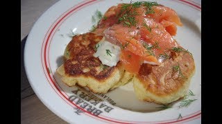 Юлия Высоцкая — Оладьи на йогурте с семгой и сметаной Юлия Высоцкая — Оладьи на йогурте с семгой и сметаной