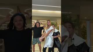 Kamyla Ket É Andyn Dançando
