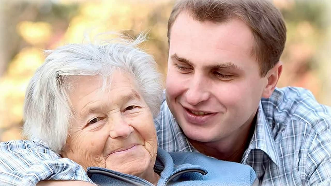 Секс Пожилых Бабушек С Мальчиками Русских