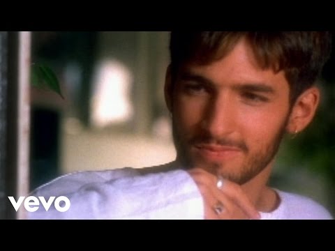 Pretty Girl Video
