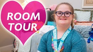 Sarah Grace's CHRISTMAS ROOM TOUR!!
