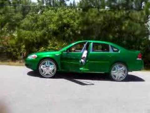 Candy green 07 impala swerving