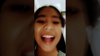 Mi Amiga Cagando