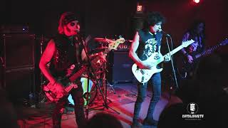 Watch Undead Misfit video