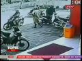 image Vivanews Kurang Dari 2 Menit Kawanan Pencuri Sikat Sepeda Motor