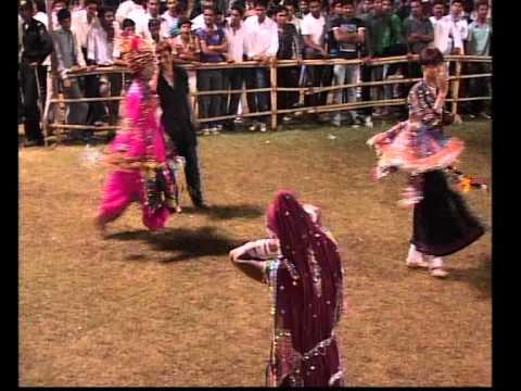 Gujarati Garba Song Navratri Live 2011 - Lions Club Kalol -...