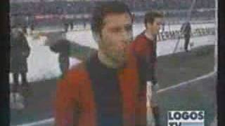 en0eM2fzyQA Video Image