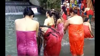 Open Holy Bath Snan Mela In Shalinadi Kathmandu Nepal Omen Bathing Shalinadi River
