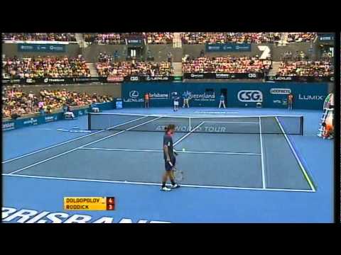 Alexandr Dolgopolov v アンディ ロディック - Men's 2nd round: Brisbane International 2011