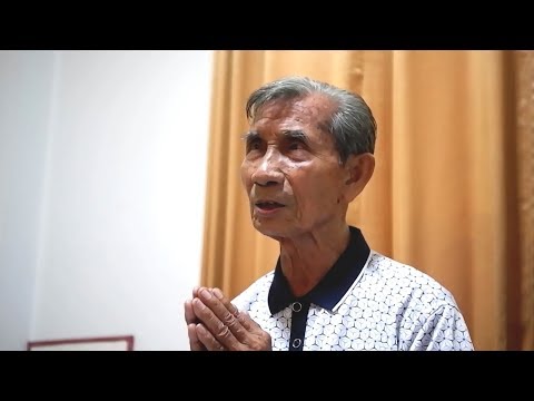 คุณปู่ประเทือง ฉิมท้วม ให้พรลูกหลาน