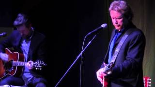 Watch Lee Roy Parnell When A Woman Loves A Man video
