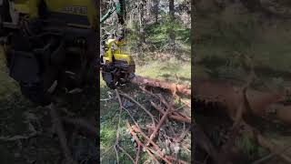 Harvester 1270G #Love #Montains #Tree #Wood #Johndeere #Machine #Viral #Woodworking #Streamer